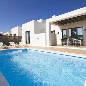  Villa Ereza Buganvillas Spain